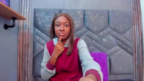 Dalila online show from October 2025 12:05:02 PM