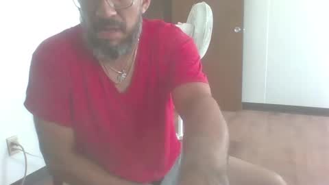 Snapshot of dallaspapi2000 chatting on September 2025 08:31:02 PM alex online show from September 2025 08:31:02 PM