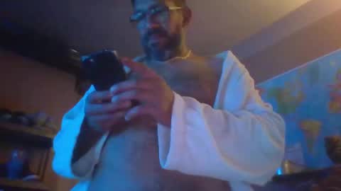 Snapshot of dallaspapi2000 chatting on October 2025 03:13:02 AM alex online show from October 2025 03:13:02 AM