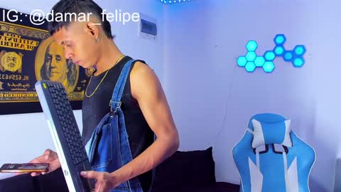 damar_felipe online show from December 2024 07:15:01 AM
