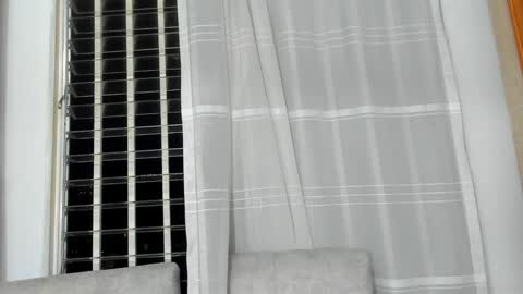         online show from January 2025 03:28:02 AM