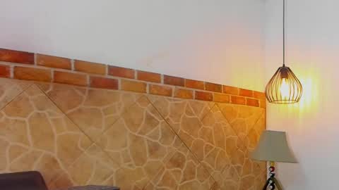         online show from January 2025 03:15:01 AM