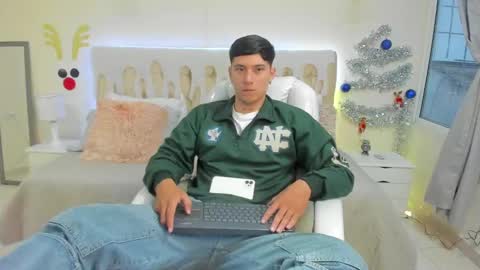 DAMIAN online show from January 2025 12:38:02 PM