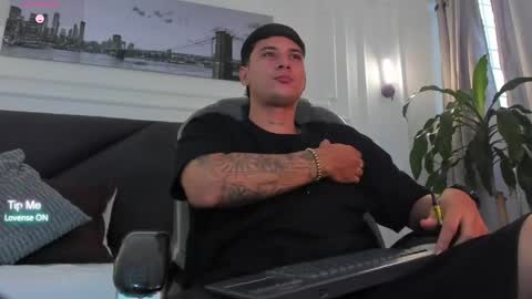 DAMIAN online show from April 2026 02:36:01 PM