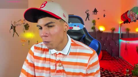 Damian online show from September 2025 03:43:01 AM