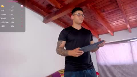 Damian  online show from September 2025 07:27:02 PM