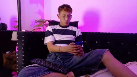 Damian  online show from April 2026 04:45:02 AM