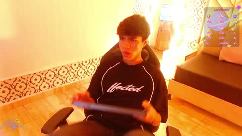 damian_tay online show from April 2026 11:36:01 AM