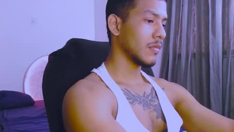 instagram damiannreed. online show from March 2026 01:28:02 PM