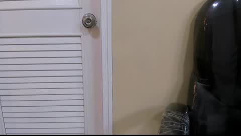 Snapshot of damibright chatting on February 2025 07:38:02 PM LIAM online show from February 2025 07:38:02 PM