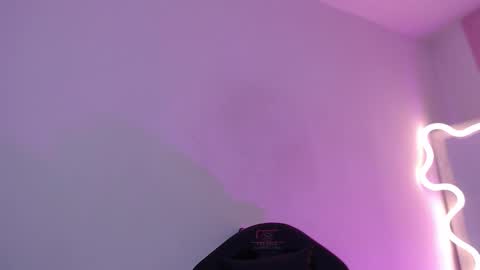 Damii online show from December 2025 07:48:01 AM