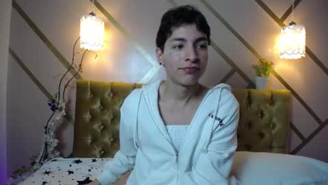 Snapshot of damiian21_ chatting on February 2025 02:42:01 PM Damiian21 online show from February 2025 02:42:01 PM