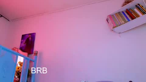 damn_milaa online show from November 2025 06:53:01 PM