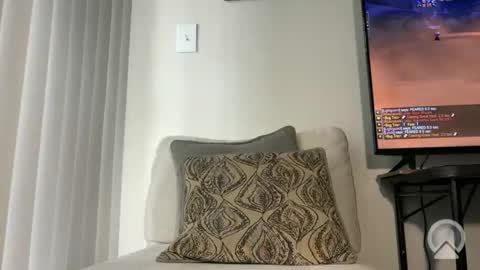 Clyde online show from February 2026 04:16:02 PM