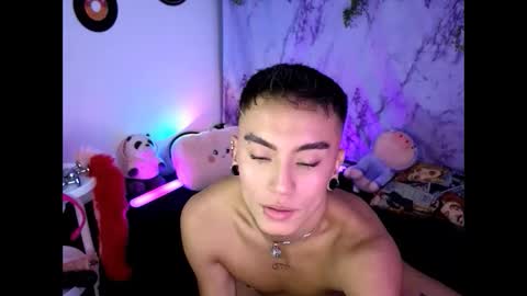 damon_clark_ online show from January 2025 09:47:02 PM