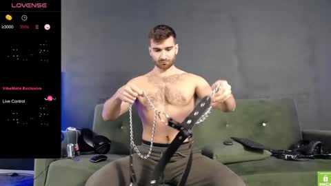 Snapshot of damonking01 chatting on December 2024 09:06:02 AM Discount ONLYFANS - online show from December 2024 09:06:02 AM