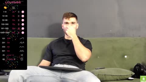 Snapshot of damonking01 chatting on February 2025 09:32:02 AM Discount ONLYFANS - online show from February 2025 09:32:02 AM