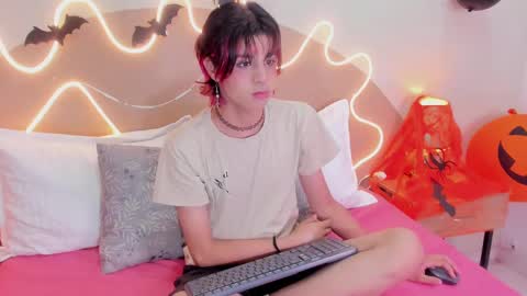 D A N online show from October 2025 02:41:02 PM