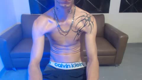 dan_jonson15 online show from September 2025 06:08:02 PM