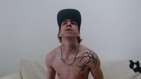 dan_jonson15 online show from November 2025 02:28:01 PM