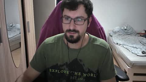 King Dan online show from October 2025 08:18:02 PM