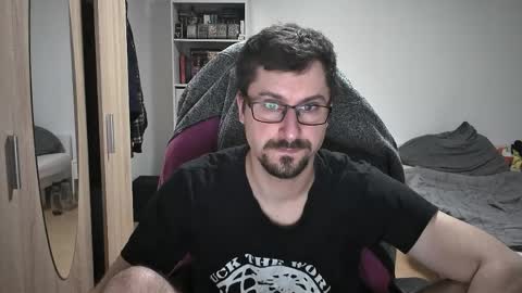 King Dan online show from April 2026 07:15:01 PM