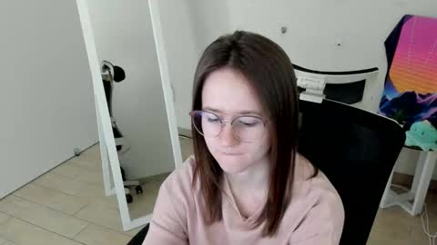 Dana online show from September 2025 06:19:02 PM