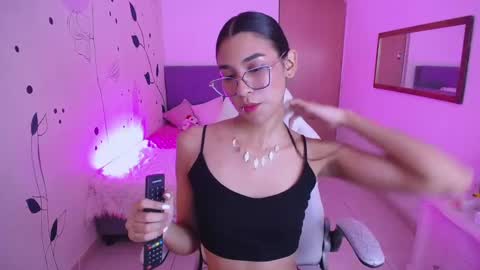 dana_paula online show from February 2025 06:01:02 PM
