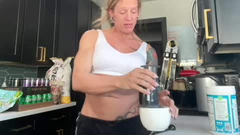 Dana Delvey online show from April 2026 05:54:01 PM