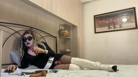 Snapshot of danastone_livingdoll chatting on February 2025 04:11:01 PM danastone_livingdoll online show from February 2025 04:11:01 PM