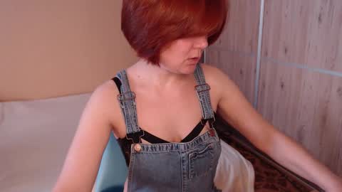 danbie_leen online show from March 2026 10:43:02 AM