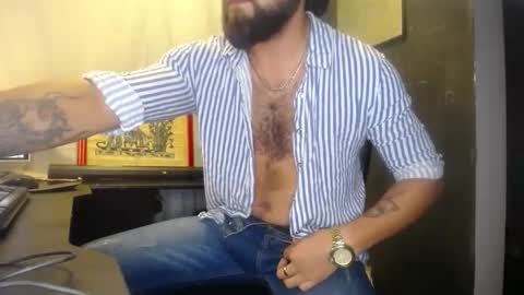 Snapshot of danbury44 chatting on September 2025 11:37:02 PM danbury online show from September 2025 11:37:02 PM