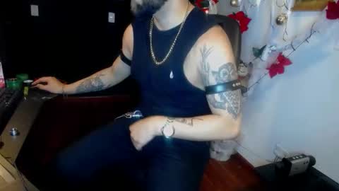 danbury online show from December 2025 03:58:02 AM