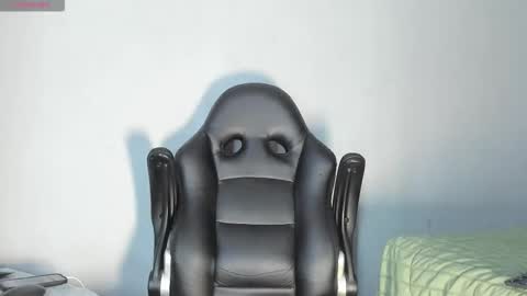 Dancel online show from October 2025 12:47:01 PM