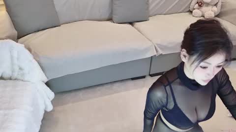 Qinqin online show from April 2026 12:28:02 PM