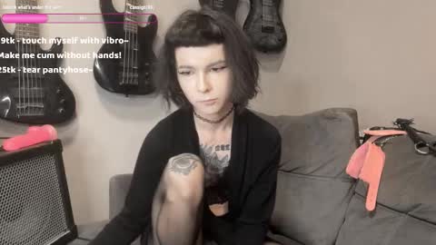 dandelion_sea online show from October 2025 03:21:02 PM