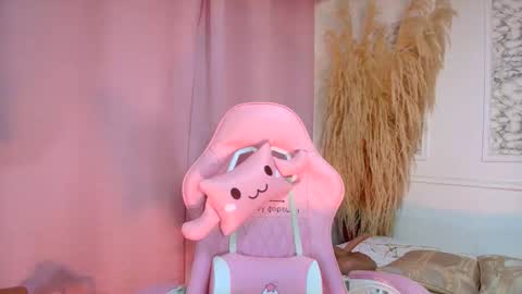 Danella Houston online show from April 2026 08:06:02 PM