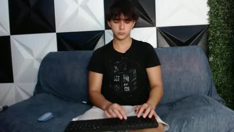 Snapshot of dani_cumboy chatting on December 2024 03:21:02 AM dani_cumboy online show from December 2024 03:21:02 AM