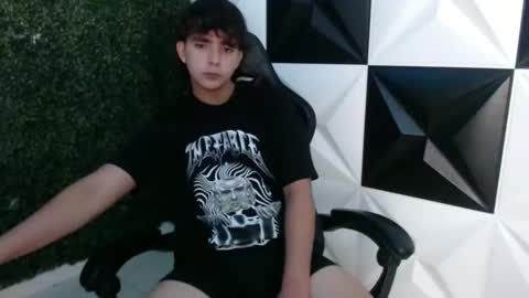 Snapshot of dani_cumboy chatting on February 2025 04:15:02 AM dani_cumboy online show from February 2025 04:15:02 AM