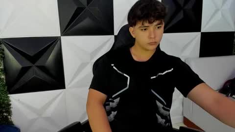 Snapshot of dani_cumboy chatting on September 2025 01:54:02 PM dani_cumboy online show from September 2025 01:54:02 PM