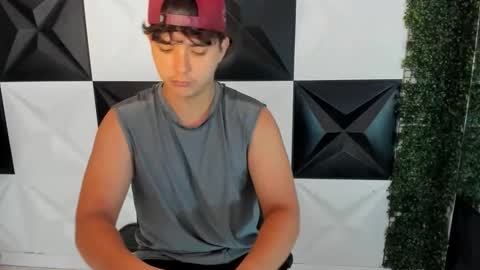 dani_cumboy online show from October 2025 02:57:02 PM