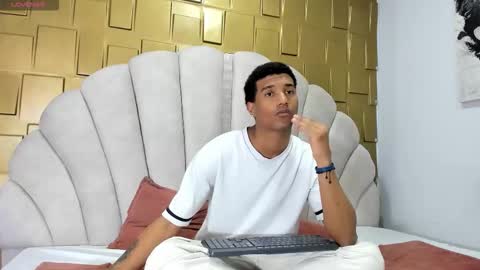 Daniel  online show from October 2025 02:23:01 AM