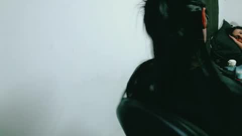 dani y jocelyn online show from April 2026 11:57:02 PM