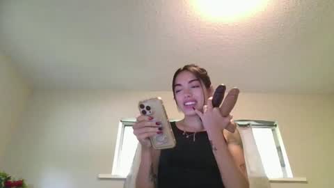 danidivina777 online show from September 2025 10:20:02 PM