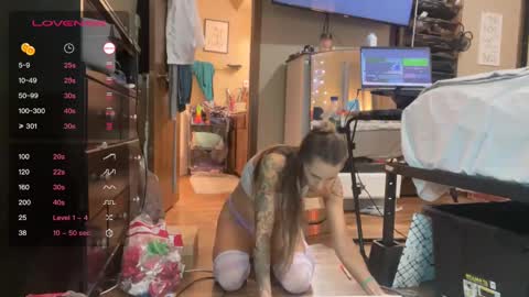 Dani Dragon online show from December 2024 08:07:02 AM