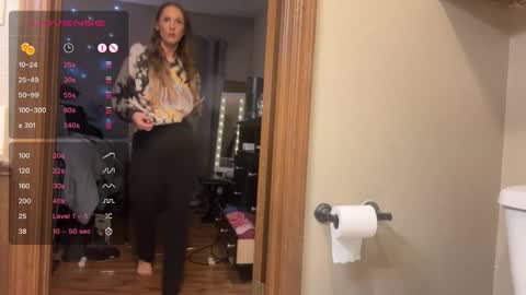 Dani Dragon online show from January 2025 02:18:01 PM