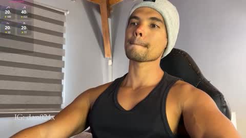 Daniel  online show from November 2025 03:22:01 PM