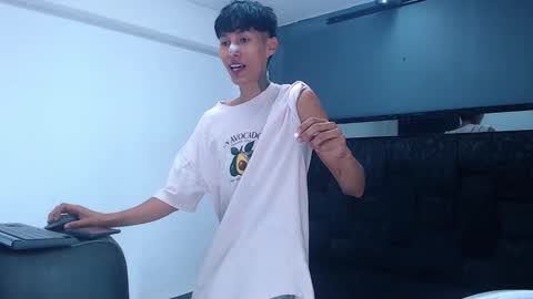 Daniel Delux  online show from September 2025 11:45:01 AM