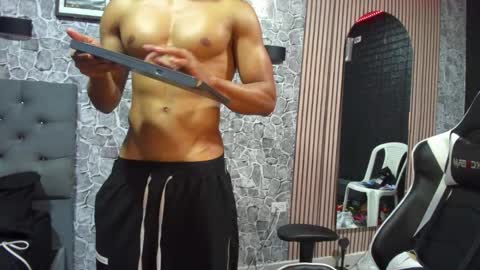 daniel_leconte online show from October 2025 06:58:01 AM