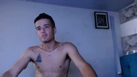 daniel_velez26 online show from November 2025 06:42:02 PM